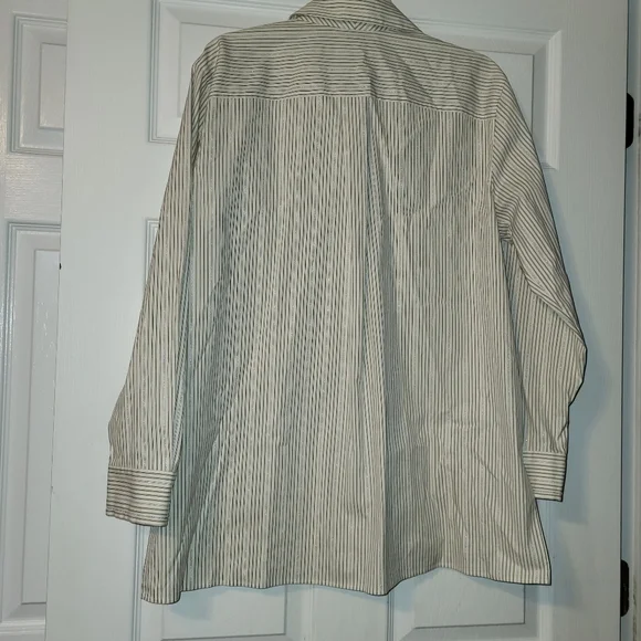 Lafayette 148 New York Glitter Stripe Blouse Women's Size Medium With‎ Flaw - Picture 7 of 10